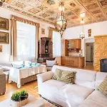 Apartman Jacuzzi - Riverside - Garden