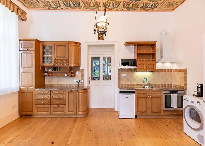 Lejlighed Jacuzzi - Riverside - Garden Kismaros