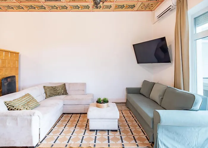 Jacuzzi - Riverside - Garden Lejlighed *