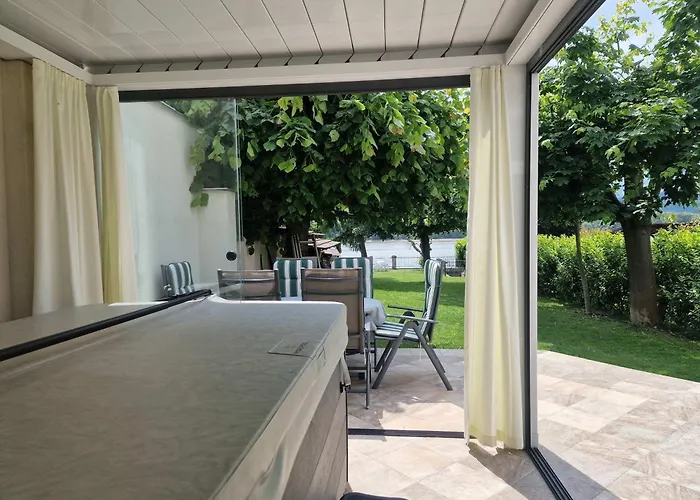 Lejlighed Jacuzzi - Riverside - Garden *